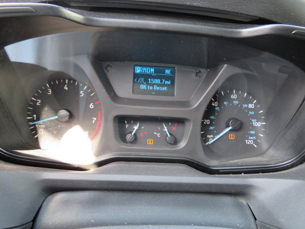 Used 2015 Ford Transit 150 XLT RWD image 9