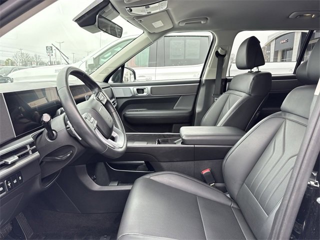 Used 2025 Hyundai Santa Fe SEL image 11