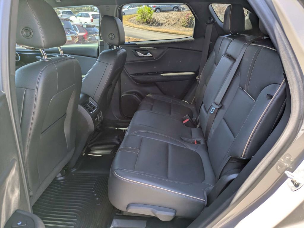 Used 2022 Chevrolet Blazer Premier w/ Enhanced Convenience Package image 16