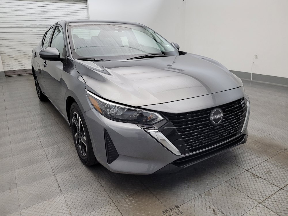 Used 2025 Nissan Sentra SV FWD image 13