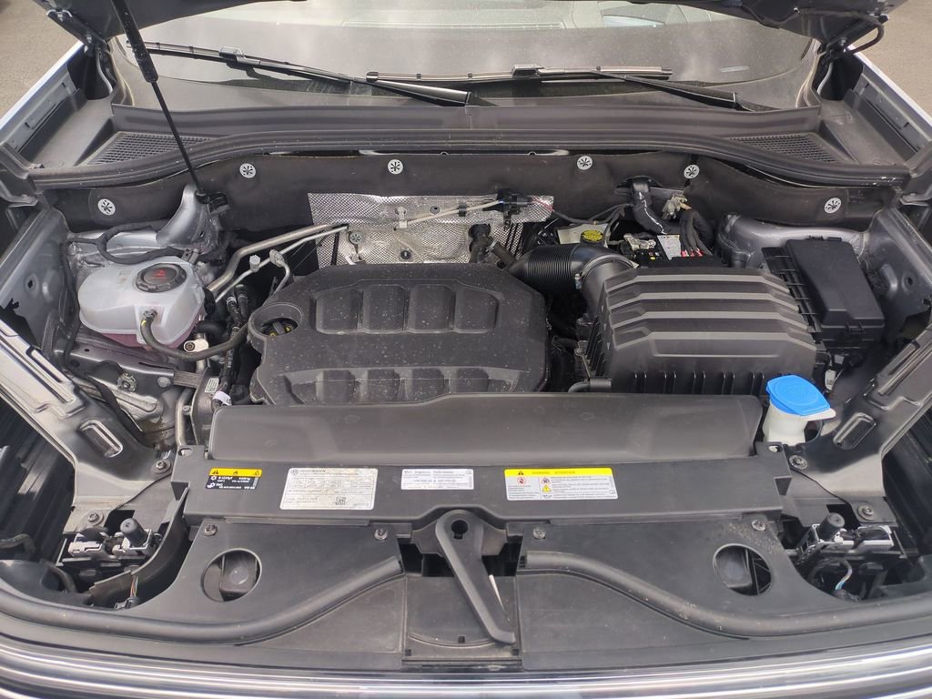 Used 2025 Volkswagen Atlas SEL AWD/4WD image 29