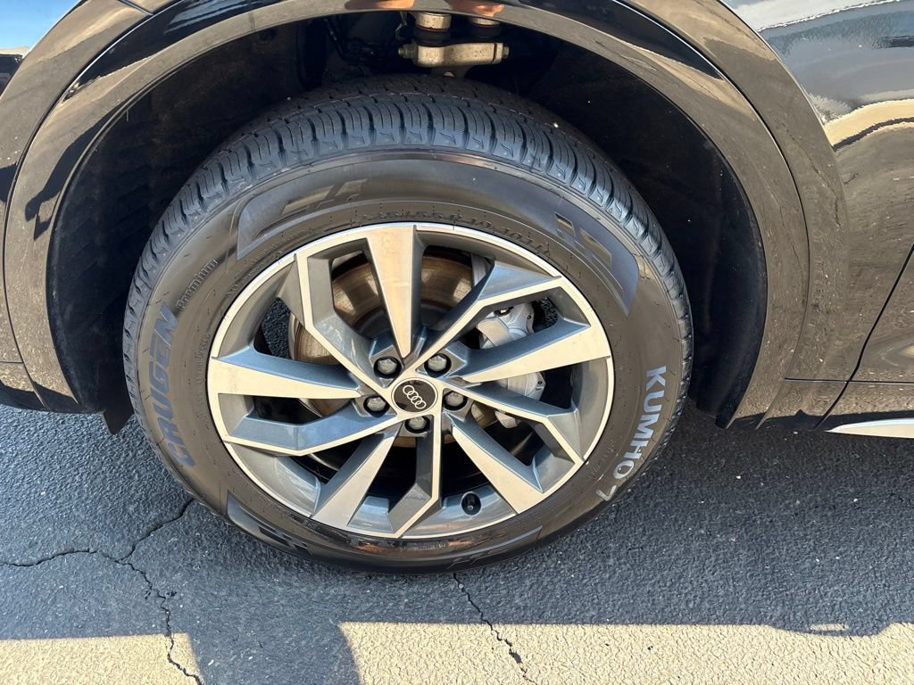 Certified 2023 Audi Q5 2.0T Premium Plus AWD/4WD image 17