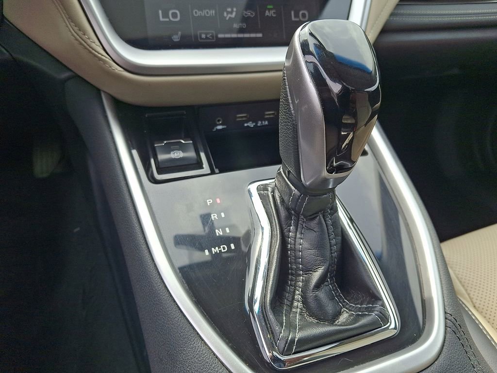 Used 2020 Subaru Outback Limited image 14