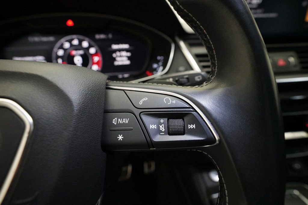 Used 2020 Audi SQ5 Premium Plus w/ Premium Plus Package image 23