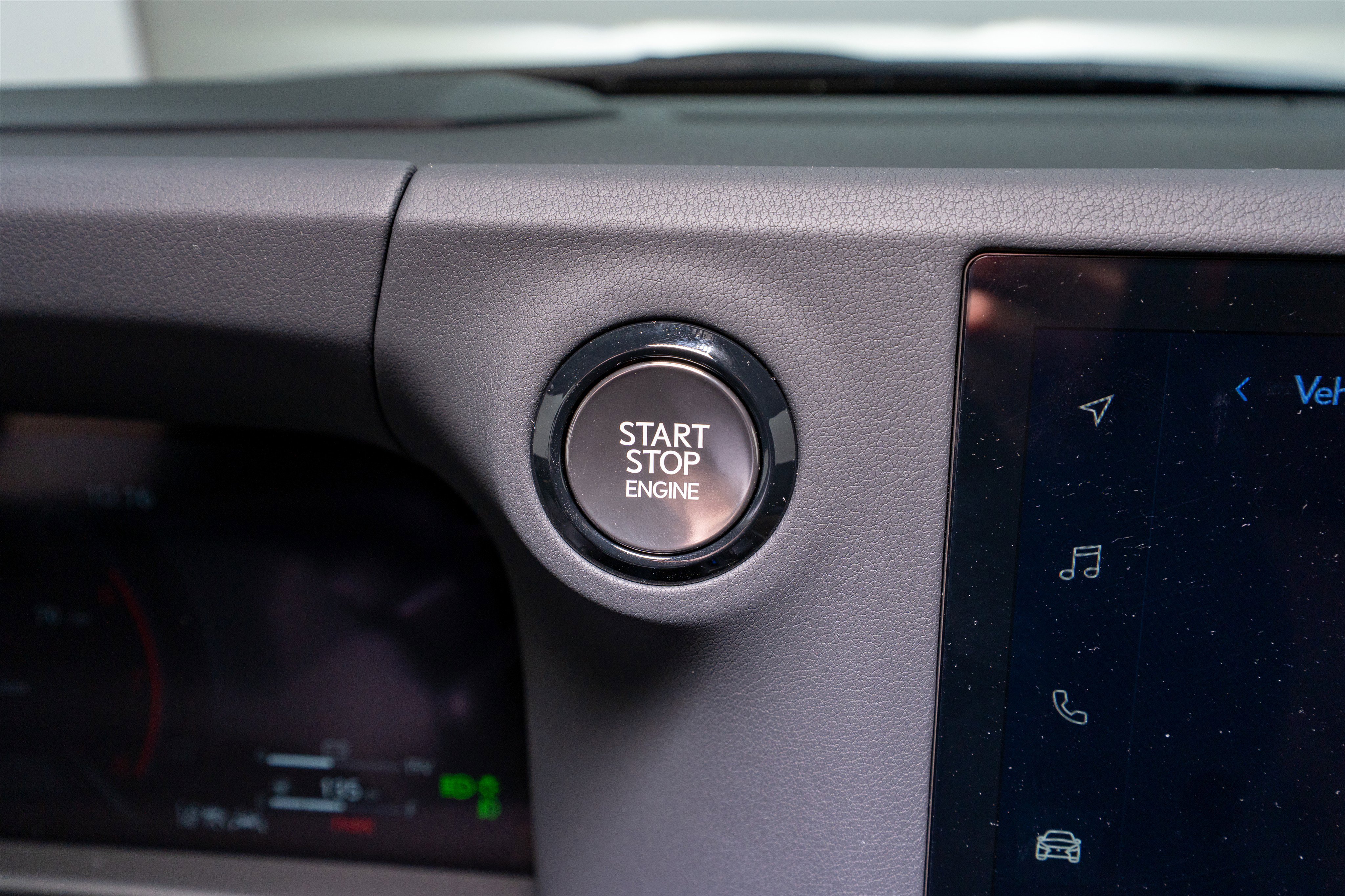 Used 2025 Lexus GX 550 image 29