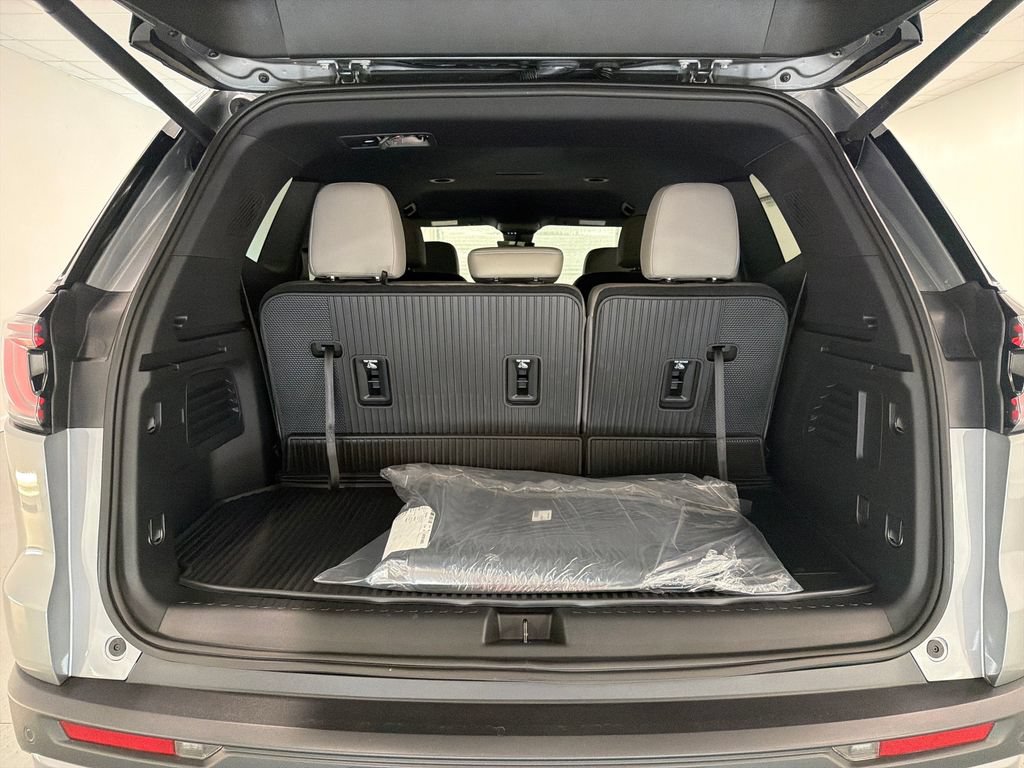 New 2026 GMC Acadia Elevation w/ Elevation Premium Package FWD image 8