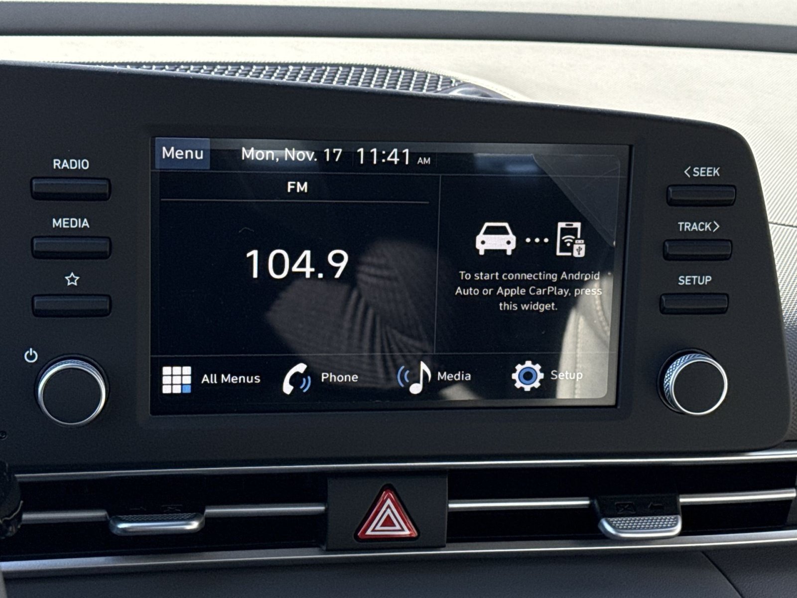 New 2026 Hyundai Elantra Sport FWD image 18