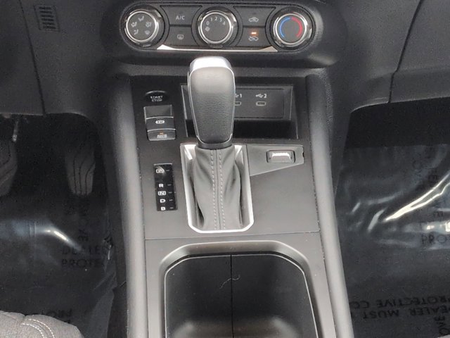 Used 2025 Nissan Kicks SV FWD image 15