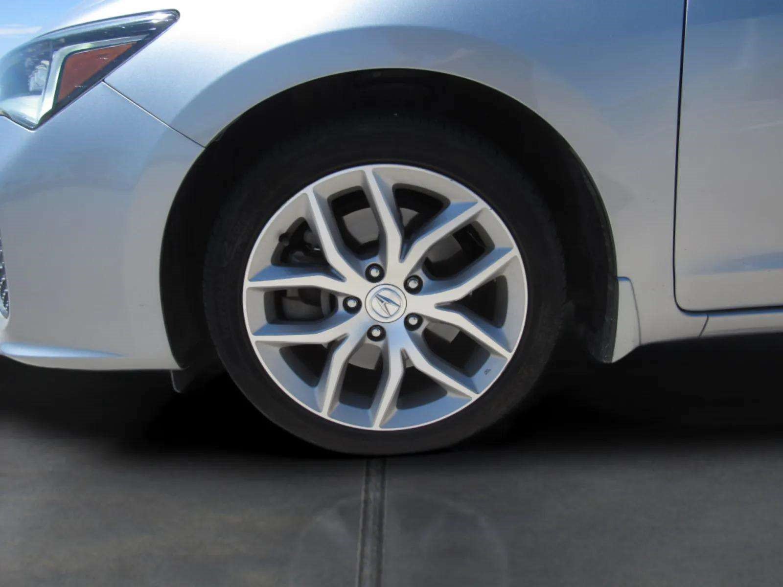 Certified 2019 Acura ILX FWD image 4