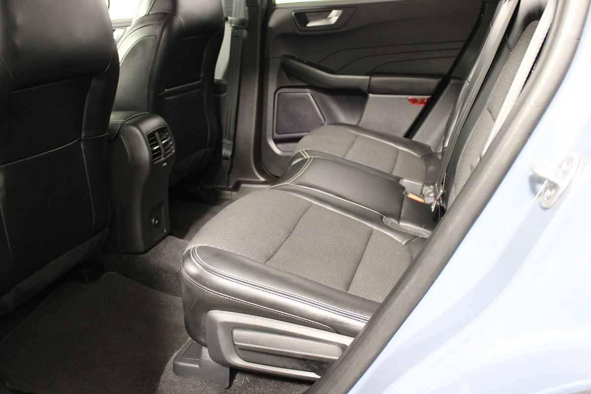 Used 2024 Ford Escape SE FWD image 25