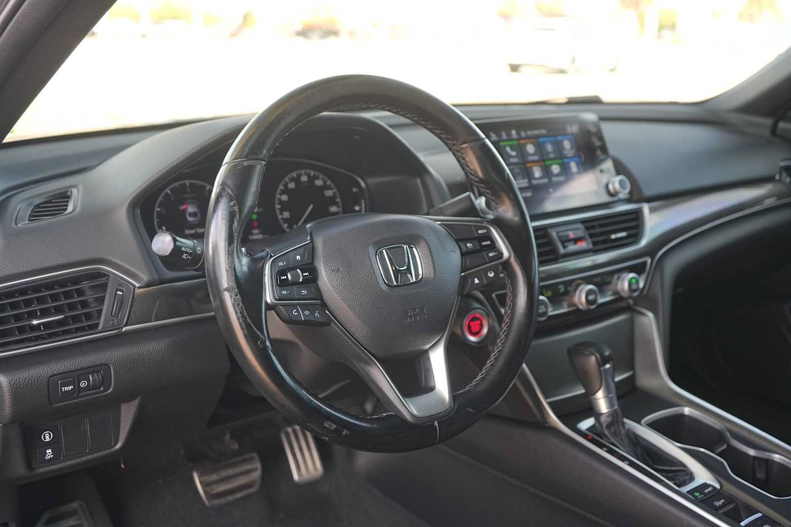 Used 2022 Honda Accord Sport image 2