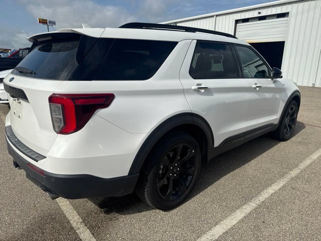 Used 2023 Ford Explorer ST-Line w/ Class IV Trailer Tow Package RWD image 5