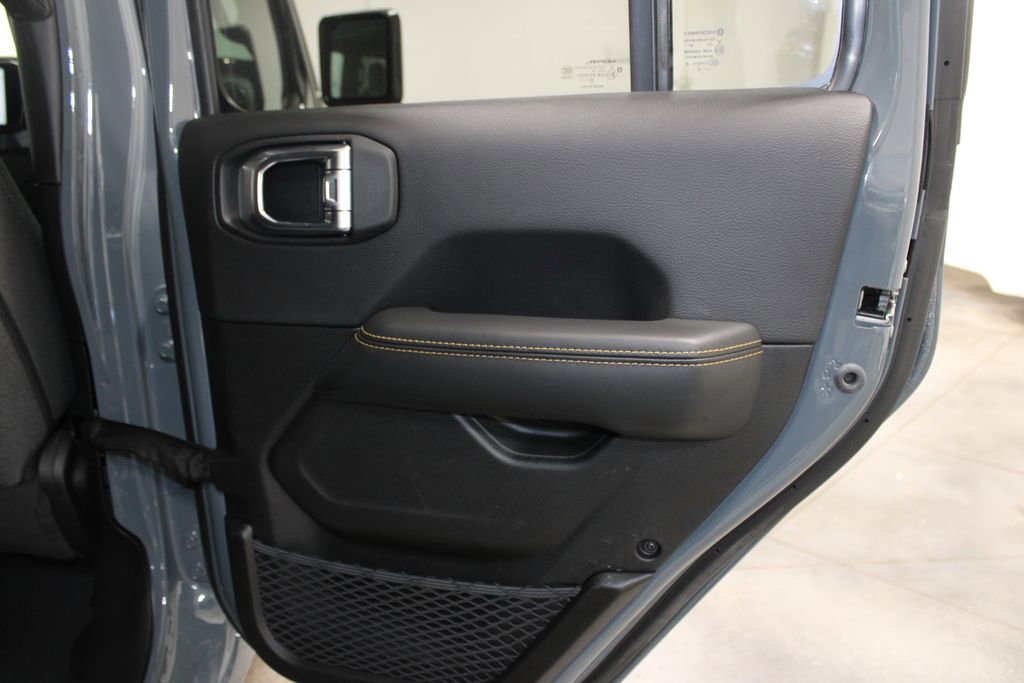 Used 2025 Jeep Wrangler Unlimited Sahara w/ Safety Group image 29