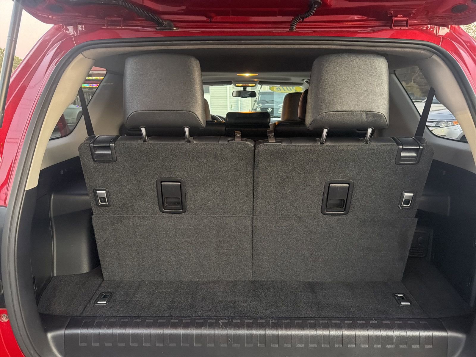 Used 2016 Toyota 4Runner SR5 Premium image 11