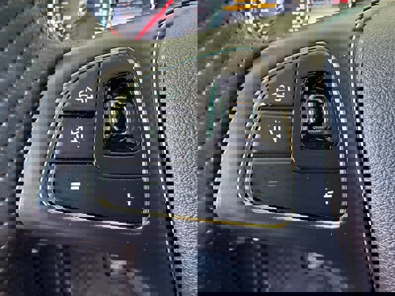 Used 2017 Mercedes-Benz E 300 image 21