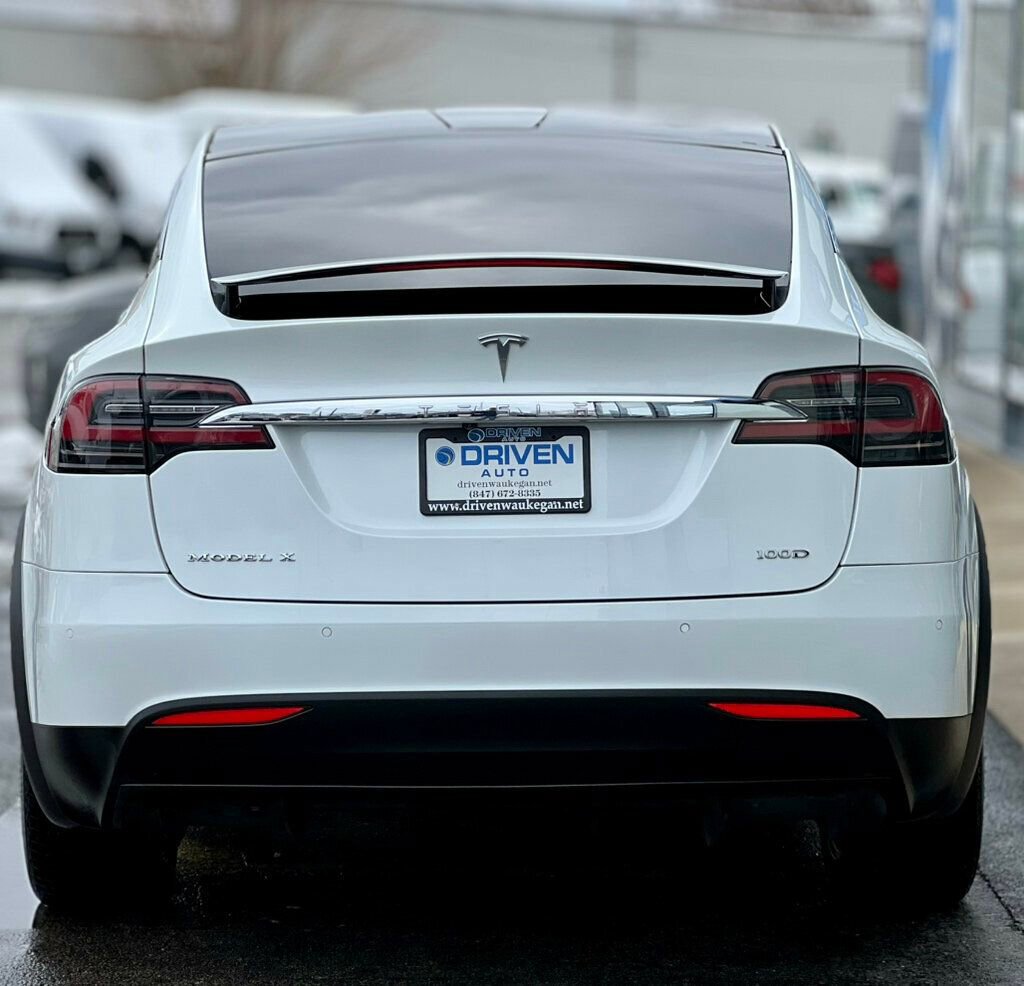 Used 2018 Tesla Model X 100D image 4