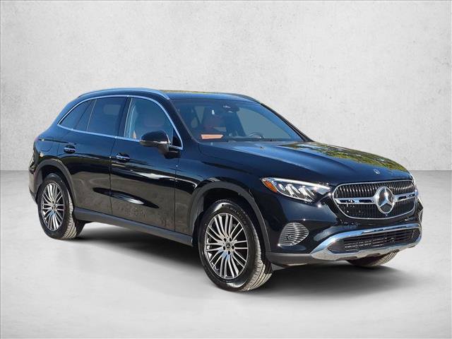 Used 2026 Mercedes-Benz GLC 300 image 3