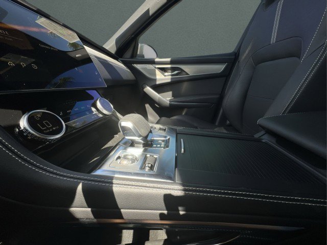 Used 2025 Jaguar F-PACE R-Dynamic S image 26