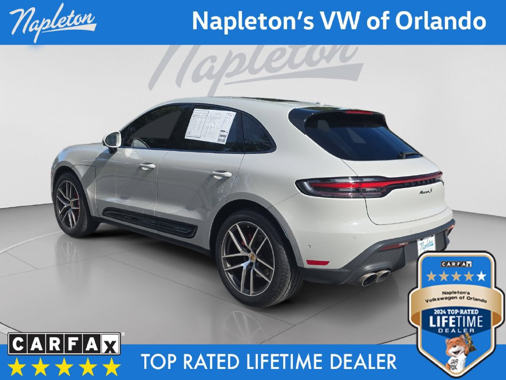 Used 2023 Porsche Macan S AWD/4WD image 3