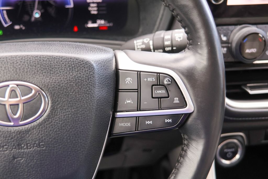 Used 2024 Toyota Grand Highlander XLE image 15