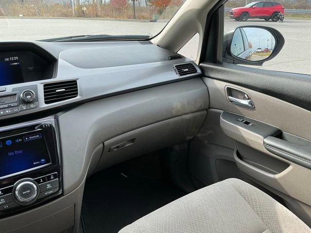 Used 2015 Honda Odyssey EX image 29