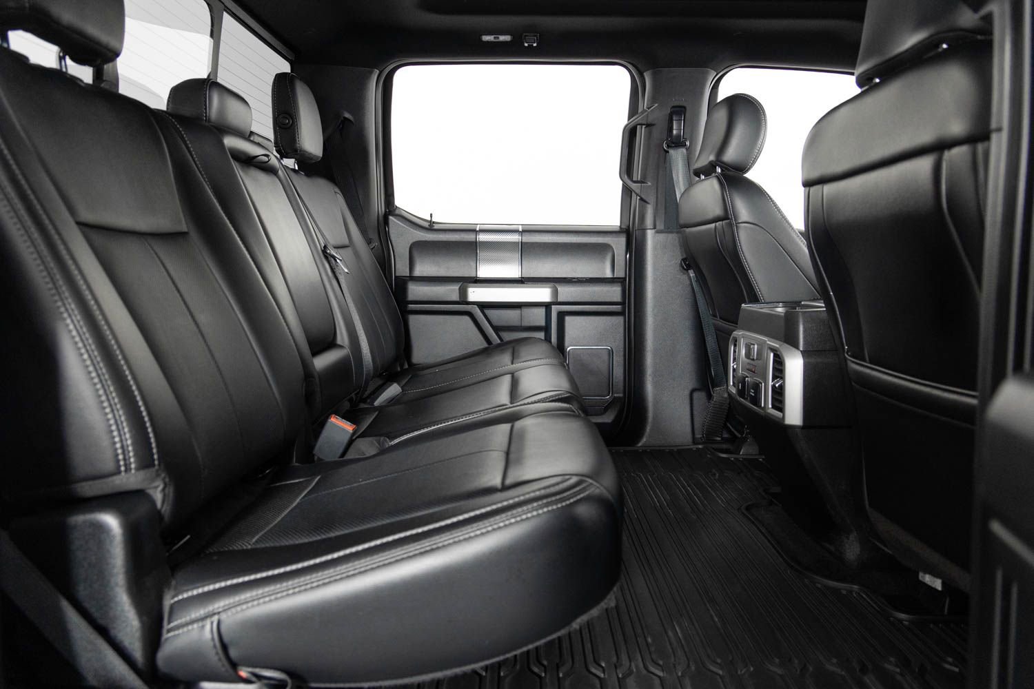 Used 2019 Ford F150 Lariat w/ Equipment Group 502A Luxury image 22