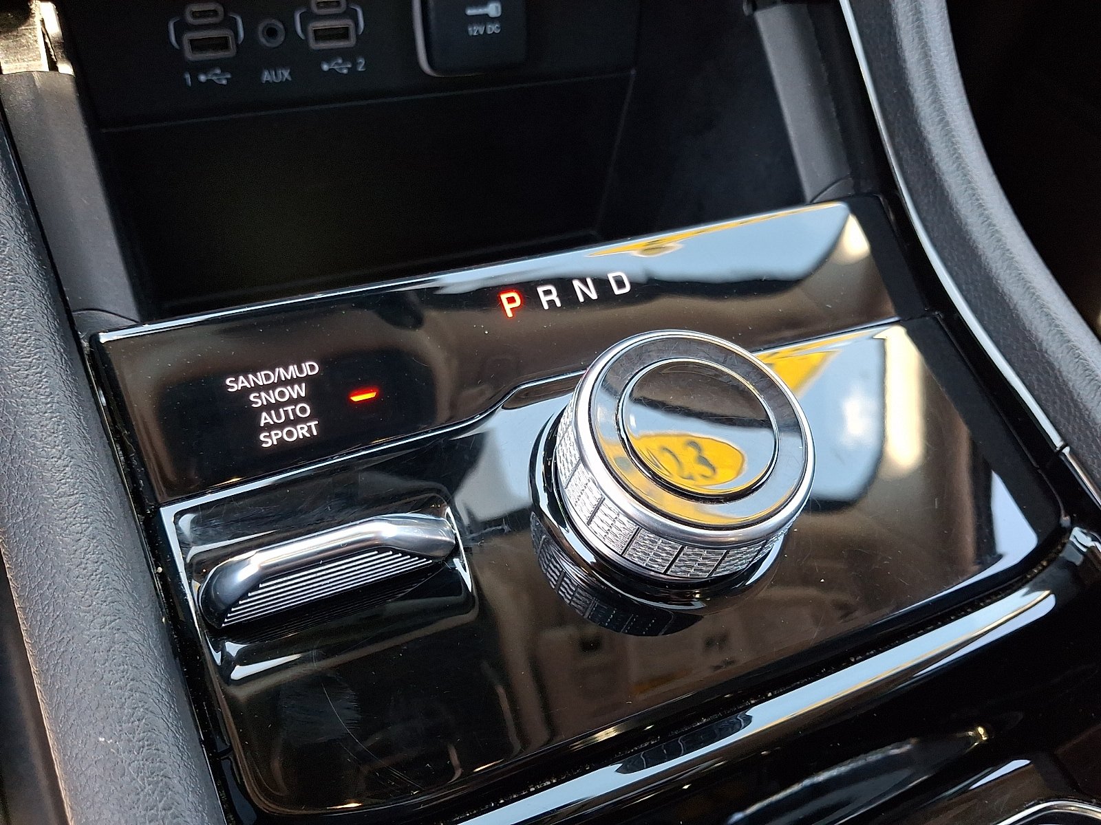 Certified 2023 Jeep Grand Cherokee L Limited w/ Black Appearance Package AWD/4WD image 16