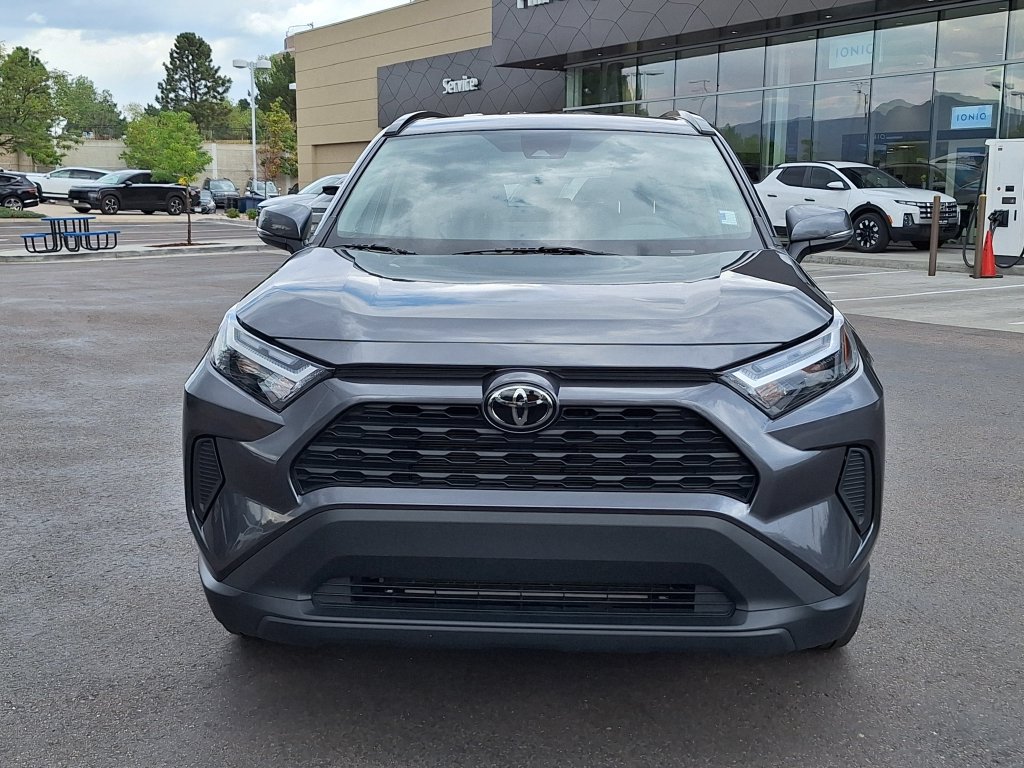 Used 2025 Toyota RAV4 XLE FWD image 8