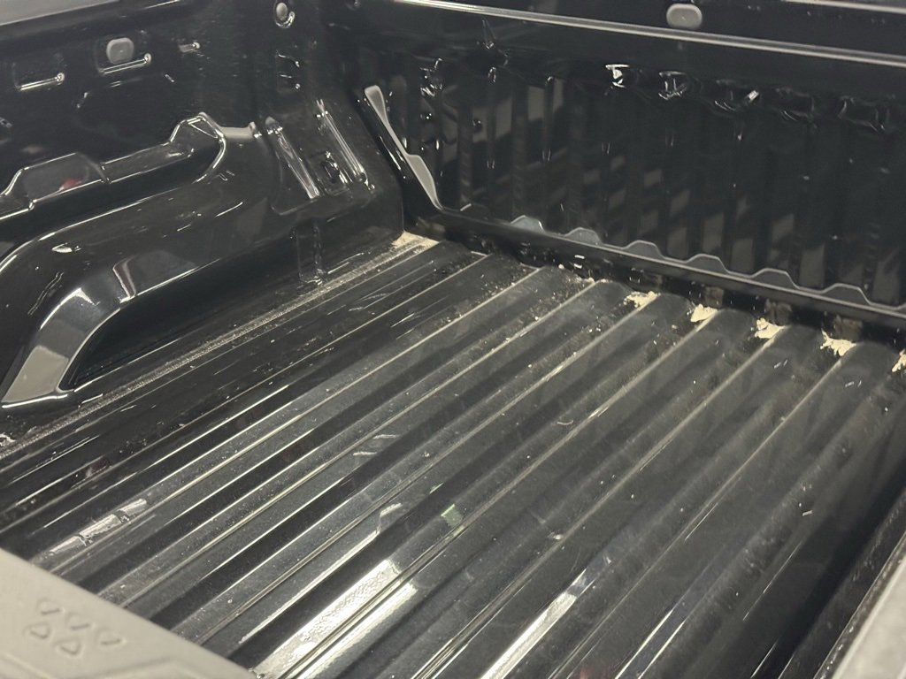 New 2025 GMC Canyon Elevation w/ Convenience Package image 12