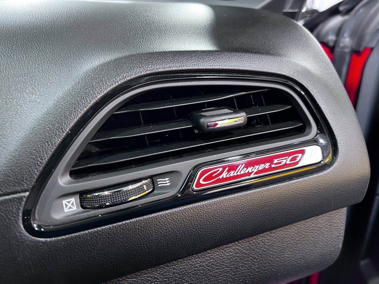 Used 2020 Dodge Challenger R/T image 25