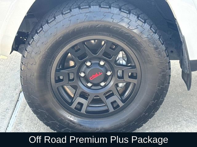 Used 2024 Toyota 4Runner TRD Off-Road Premium AWD/4WD image 5