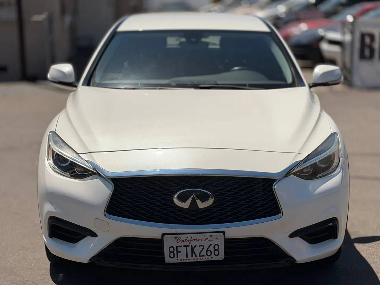 Used 2018 INFINITI QX30 FWD image 5