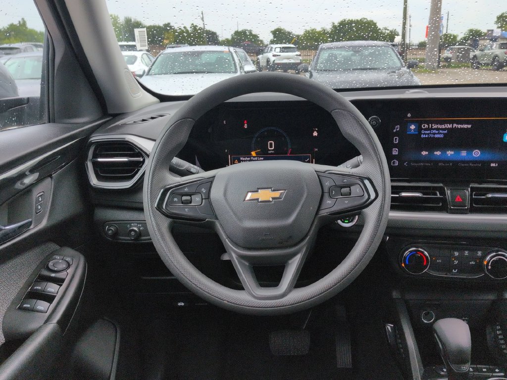 Used 2025 Chevrolet TrailBlazer LT FWD image 20