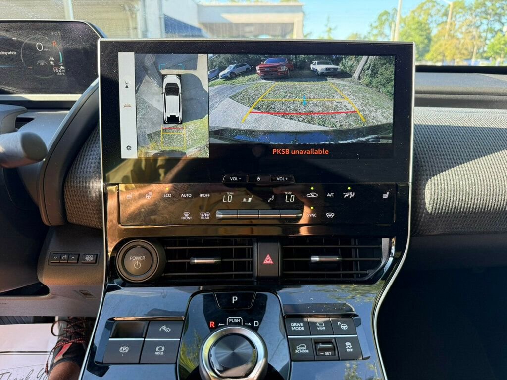 Used 2024 Subaru Solterra image 6