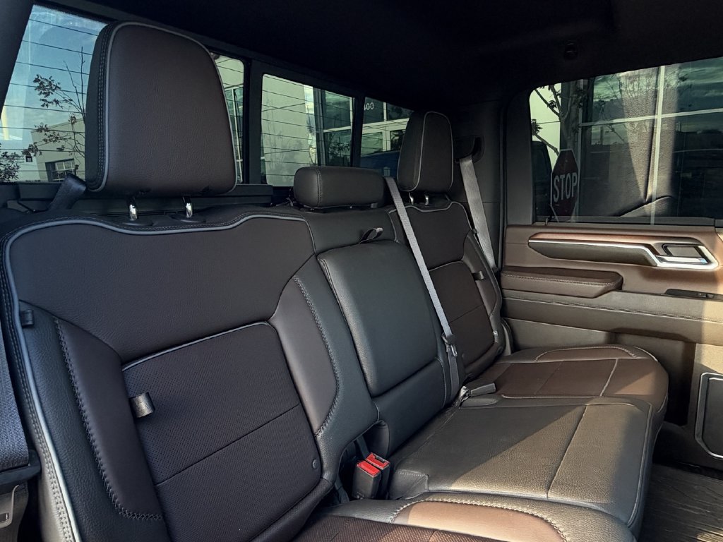 Used 2024 GMC Sierra 2500 Denali w/ Denali Reserve Package AWD/4WD image 27