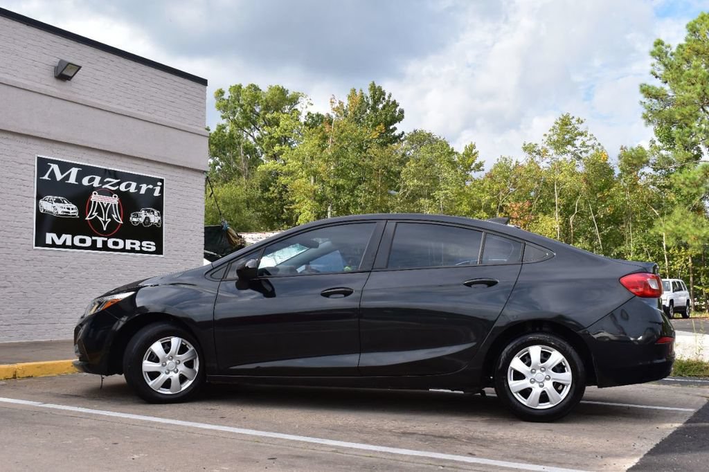 Used 2017 Chevrolet Cruze LS FWD image 3