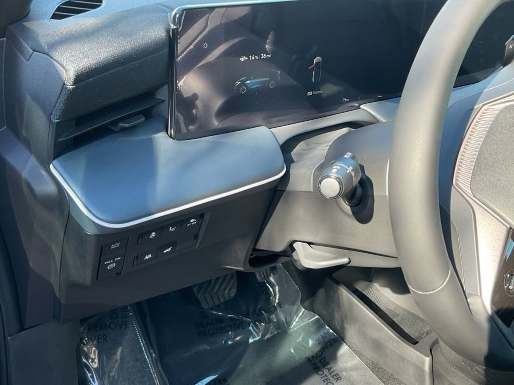 New 2026 Nissan Leaf Platinum+ w/ Cargo Package (Platinum+) image 14