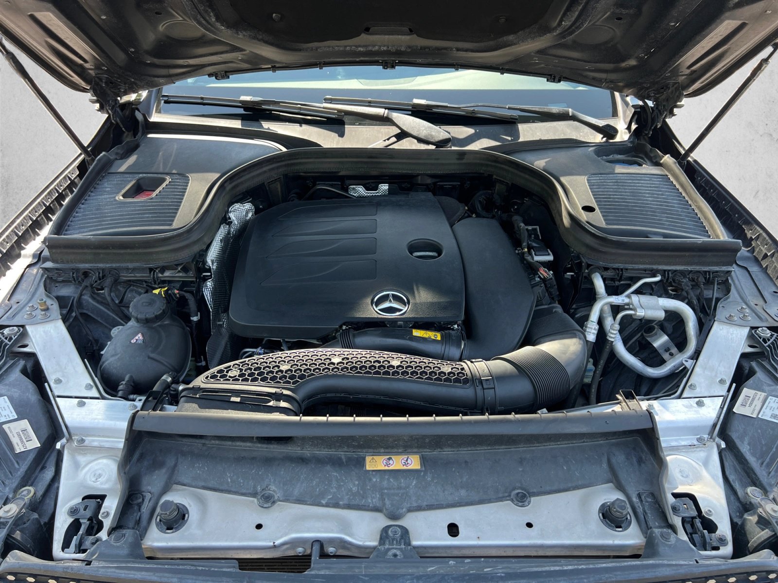 Used 2023 Mercedes-Benz GLC 300 4MATIC Coupe image 29