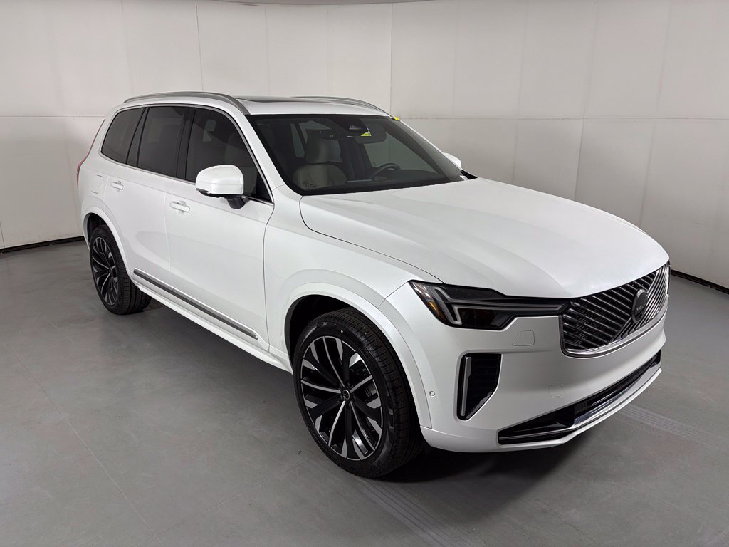 New 2026 Volvo XC90 B6 Plus w/ Protection Package AWD/4WD image 2