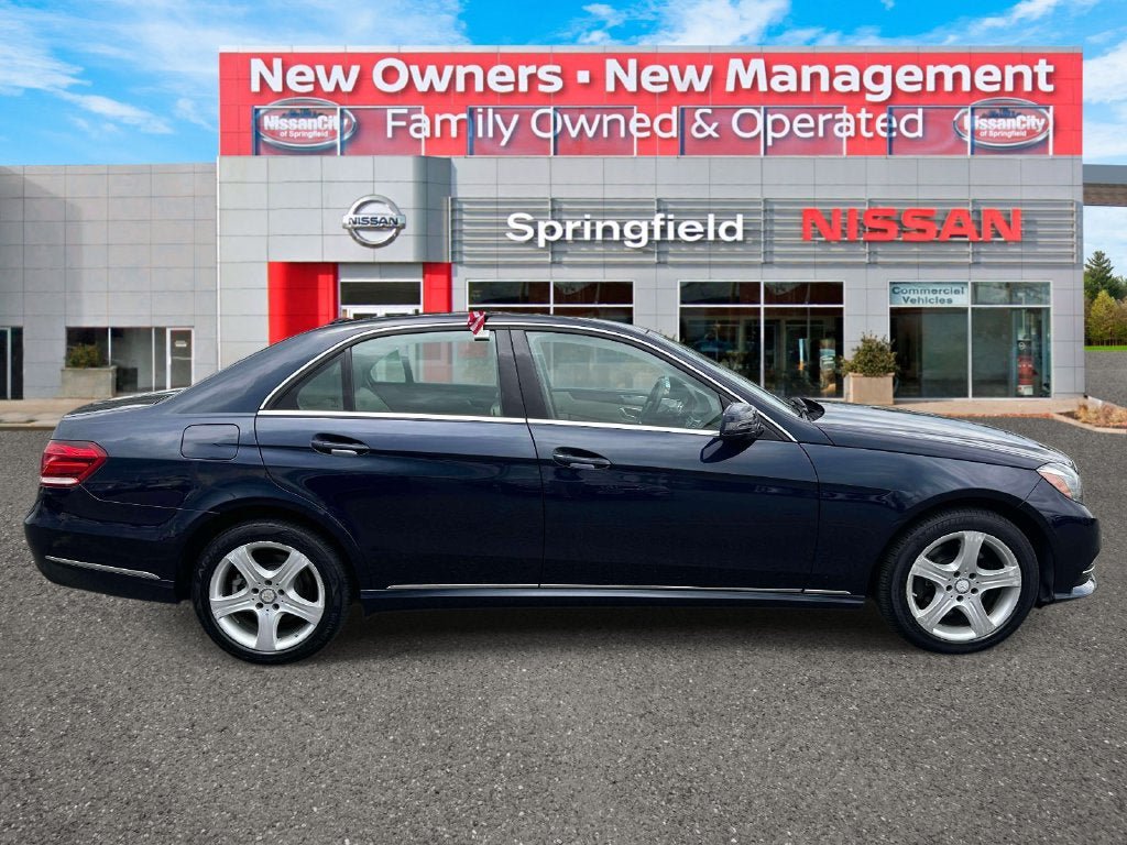 Used 2014 Mercedes-Benz E 350 4MATIC Sedan image 4