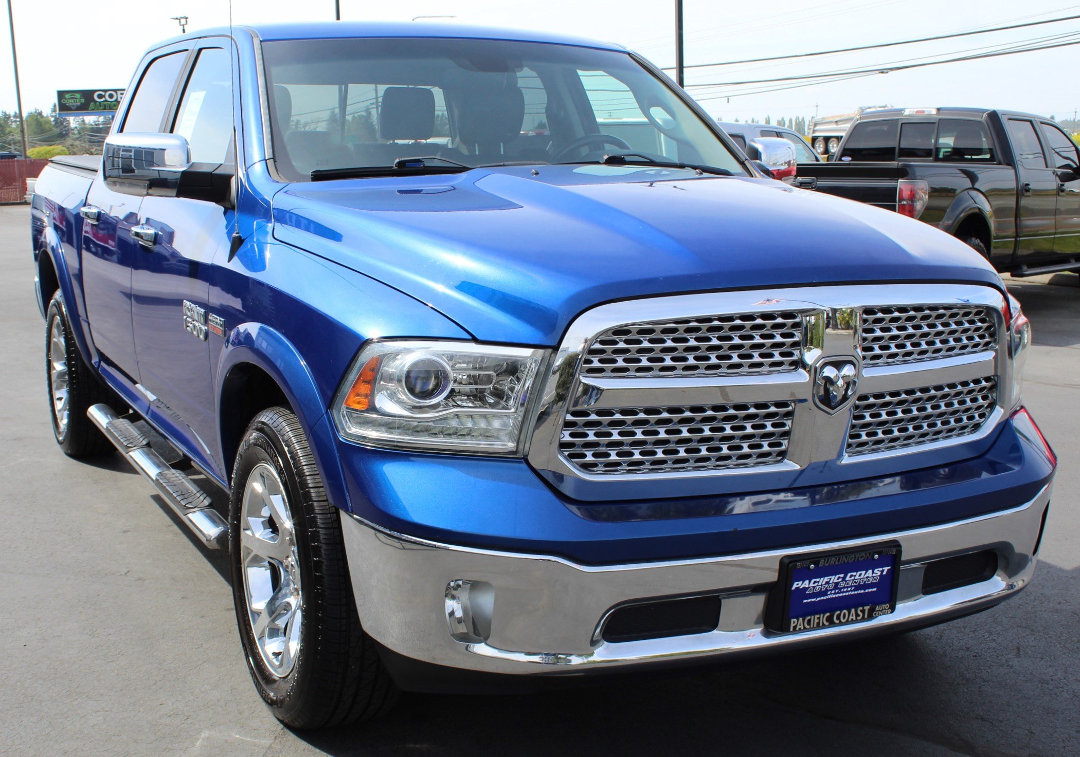 Used 2017 RAM 1500 Laramie w/ Convenience Group AWD/4WD image 7