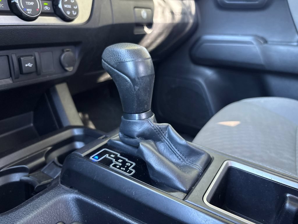 Used 2020 Toyota Tacoma SR RWD image 17