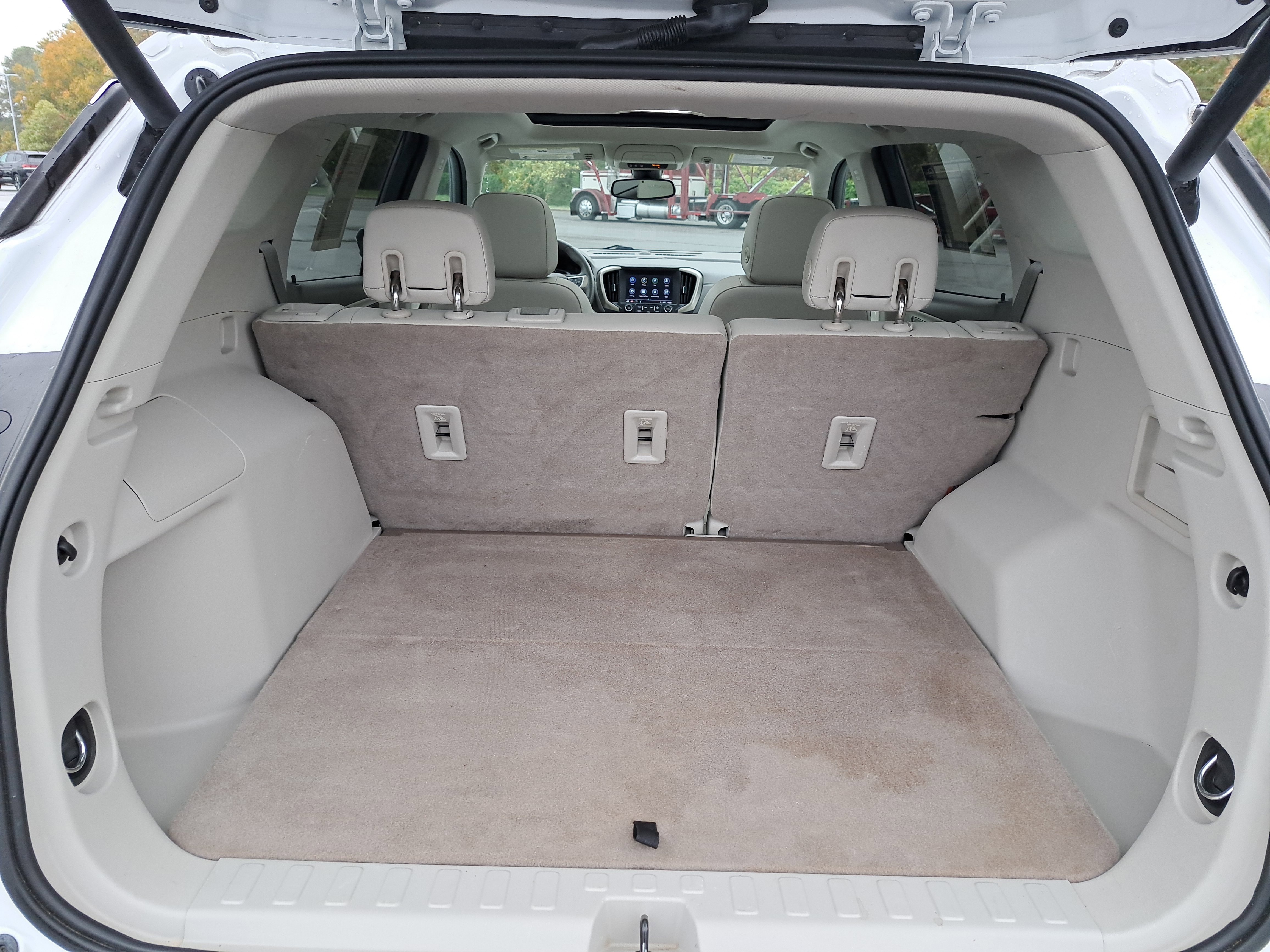 Used 2018 GMC Terrain Denali w/ Advanced Safety Package image 12