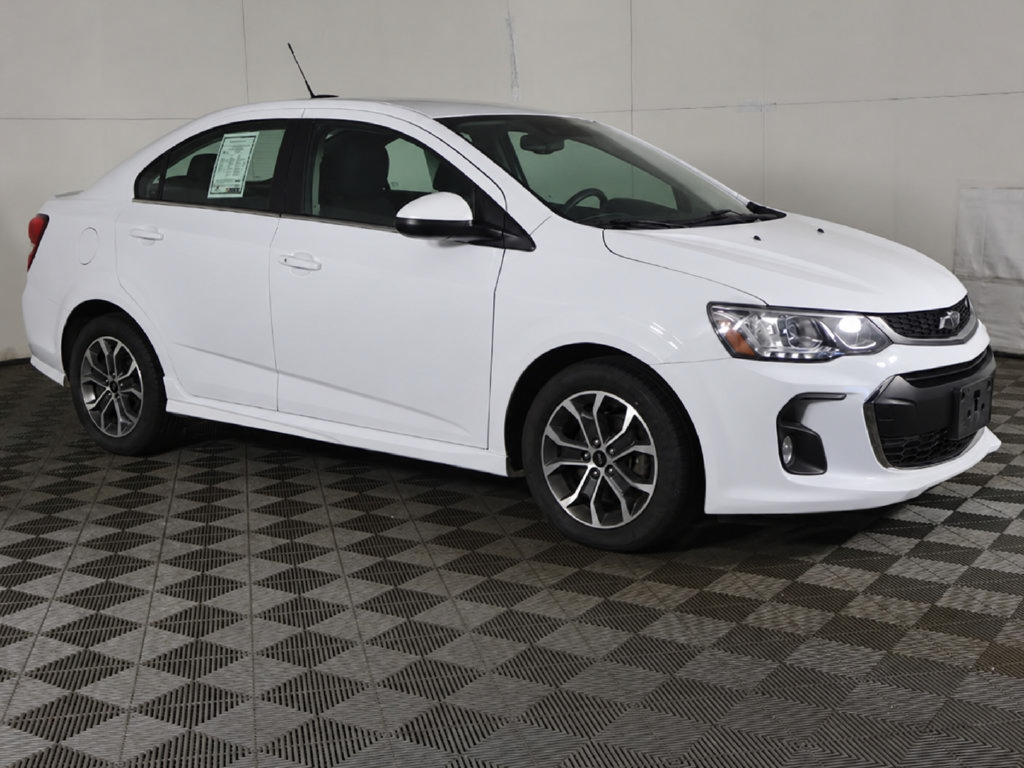 Used 2019 Chevrolet Sonic LT w/ Convenience Package FWD image 43