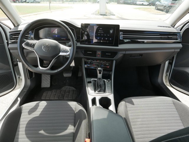 Certified 2025 Volkswagen Jetta S FWD image 22