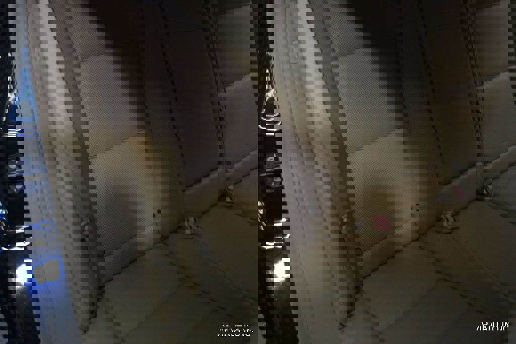 Used 2010 Mercedes-Benz S 550 4MATIC image 26