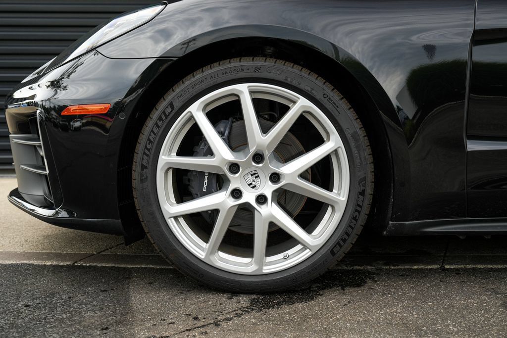 New 2026 Porsche Panamera 4 AWD/4WD image 11