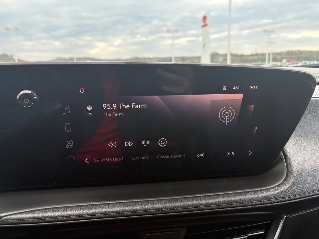 Used 2024 Buick Encore GX Sport Touring AWD/4WD image 25