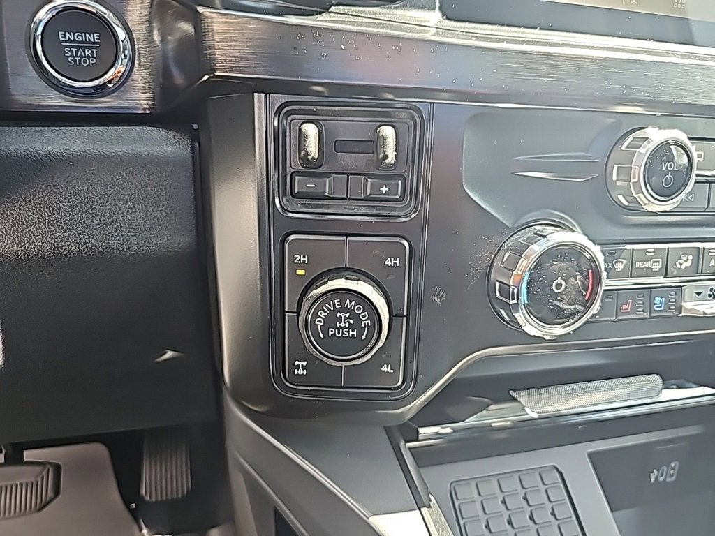 New 2025 Ford F250 Lariat w/ Lariat Ultimate Package image 19