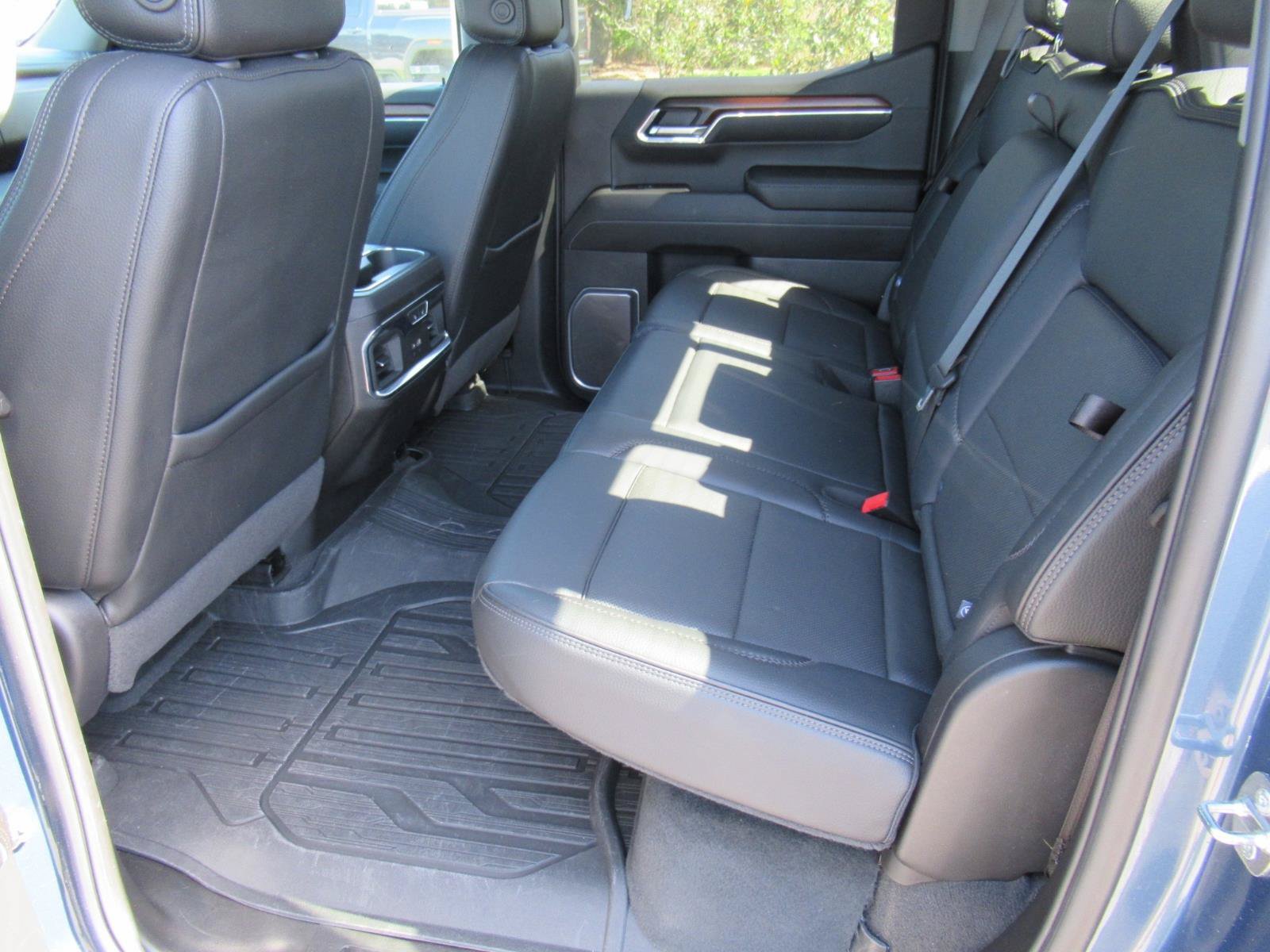 Used 2024 GMC Sierra 1500 Denali w/ Denali Reserve Package RWD image 38